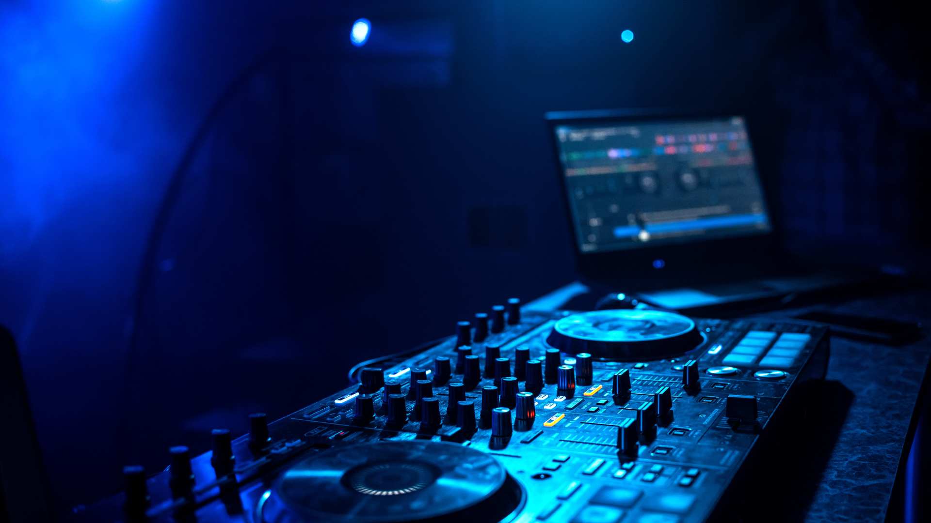 Digital Instruments